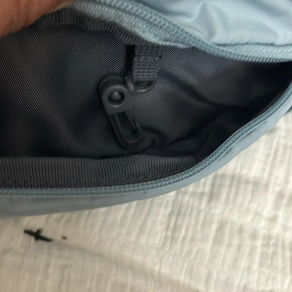 Adidas fanny pack - Picture 6 of 6